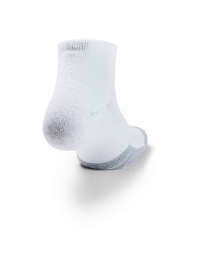 Paquete de tres pares de calcetines HearGear® Low Cut para adultos