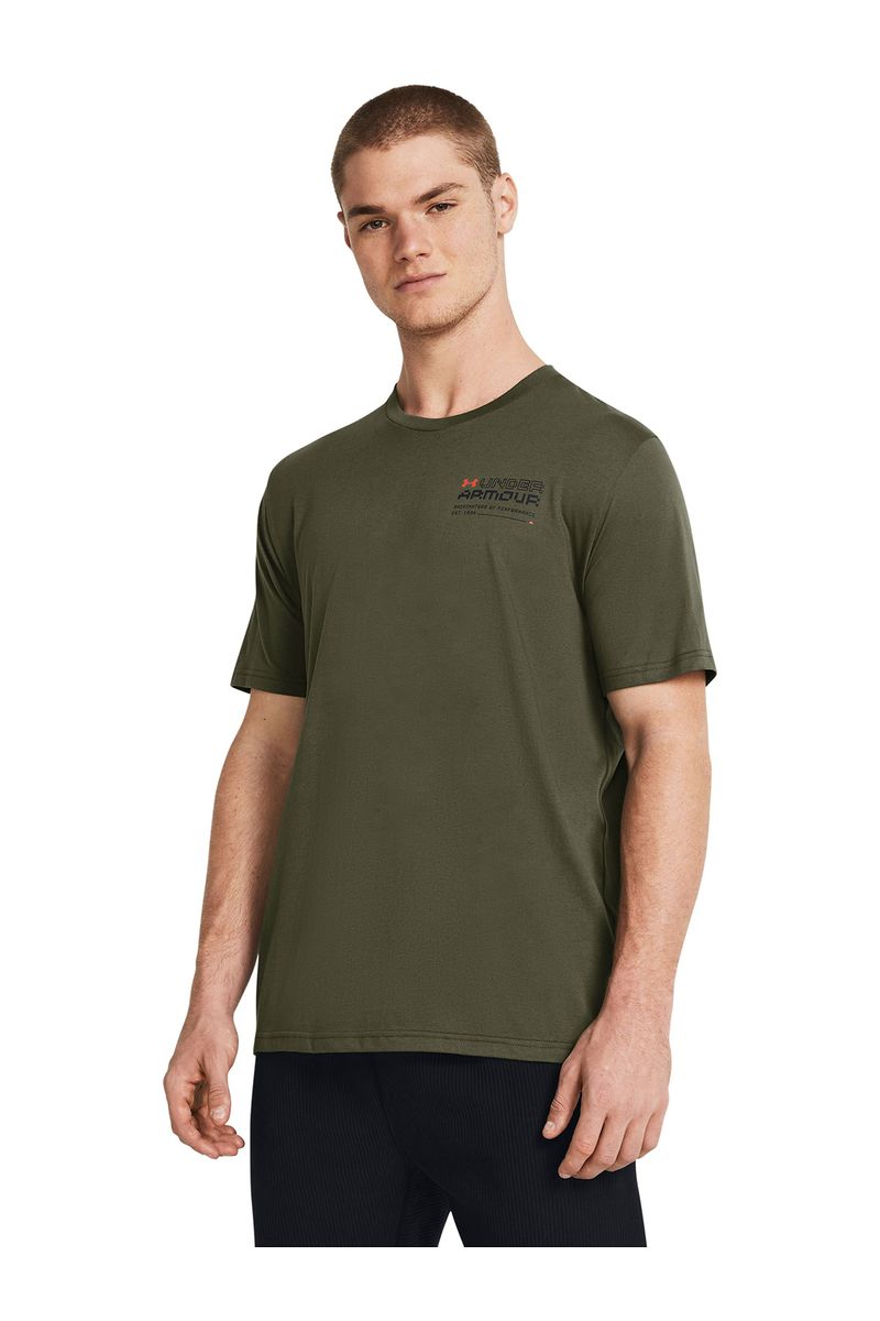 Polera-manga-corta-UA-Reaching-Peak-para-hombre
