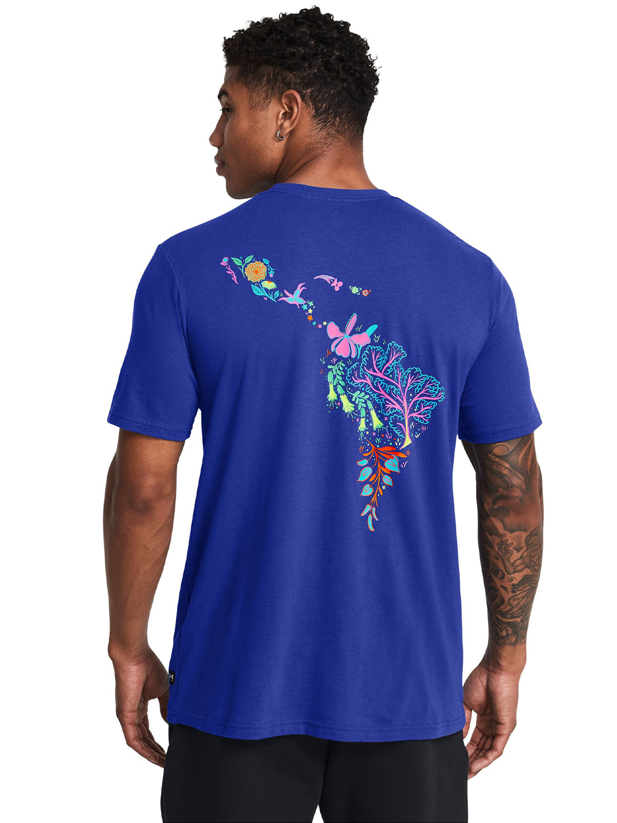 Polera manga corta UA Artist Series Latino Alliance para hombre
