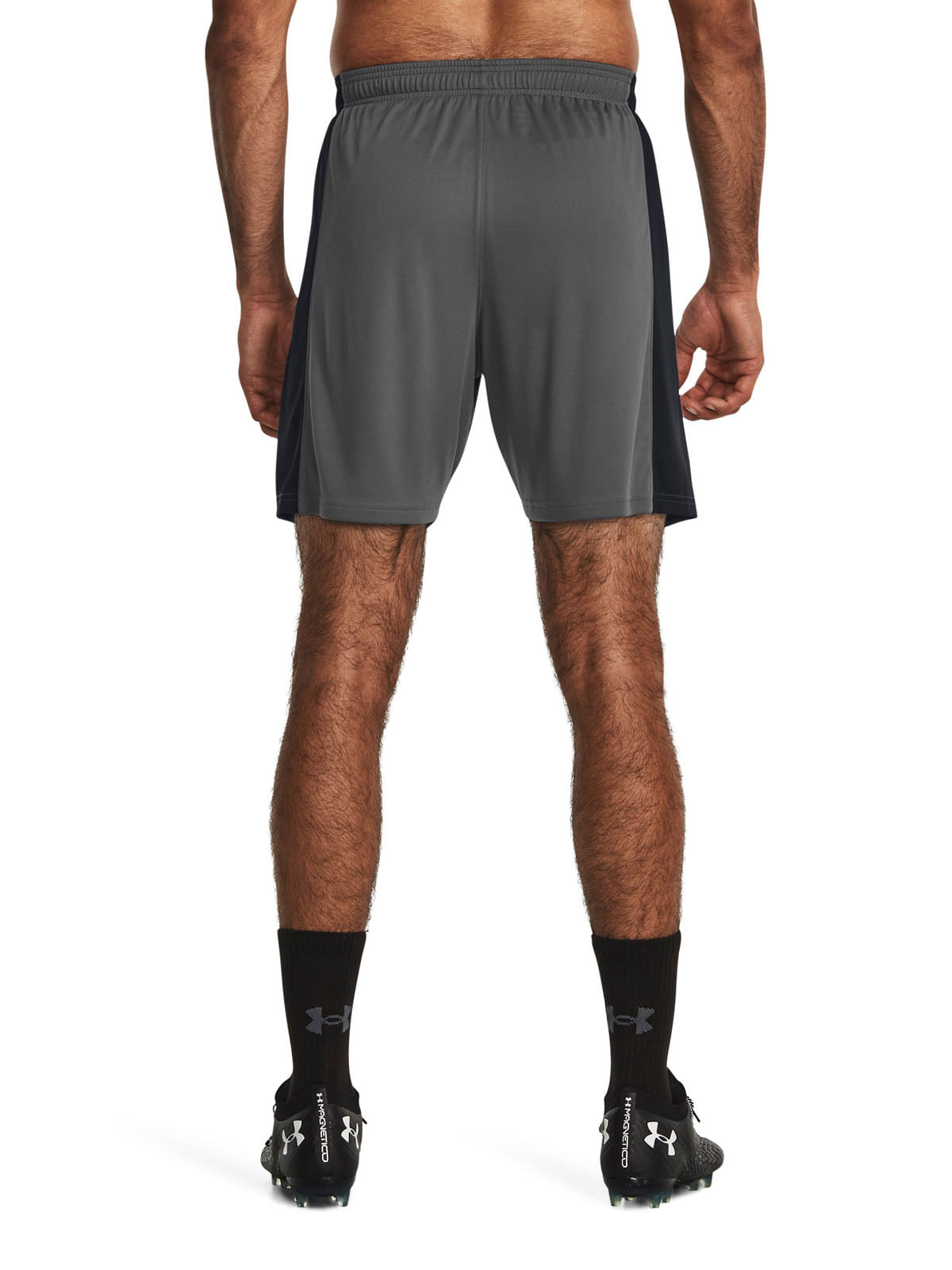 Shorts UA Challenger para hombre