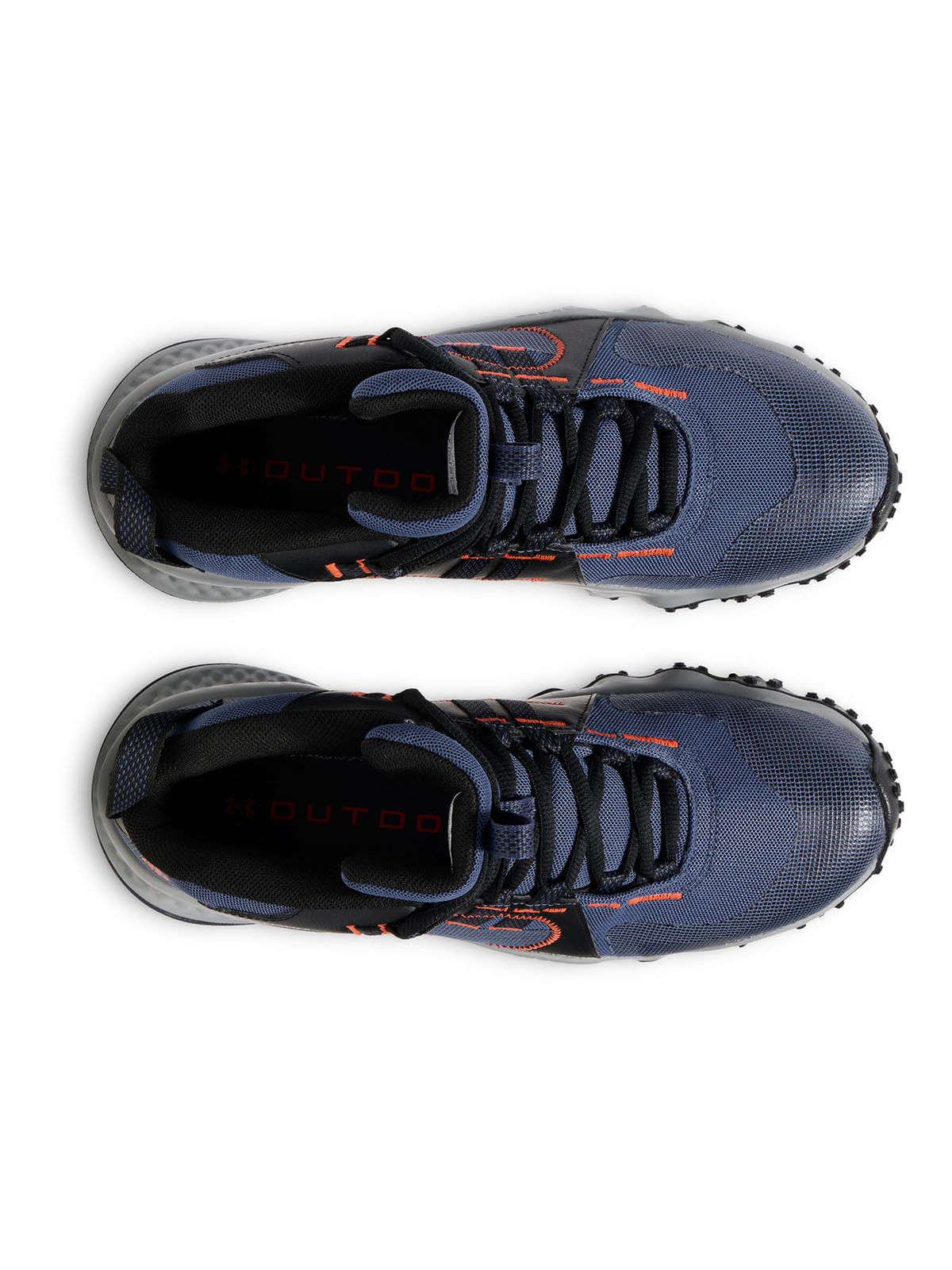 Bota UA Charged maven trek negro para hombre