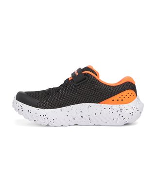 Zapatillas de running Under Armour Surge 4 AC negro para niños