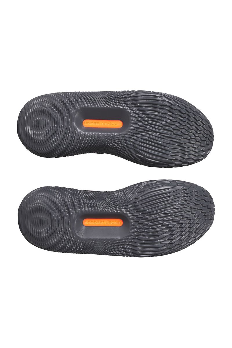 Zapatillas-unisex-UA-Futr-x-4-Basketball-negro