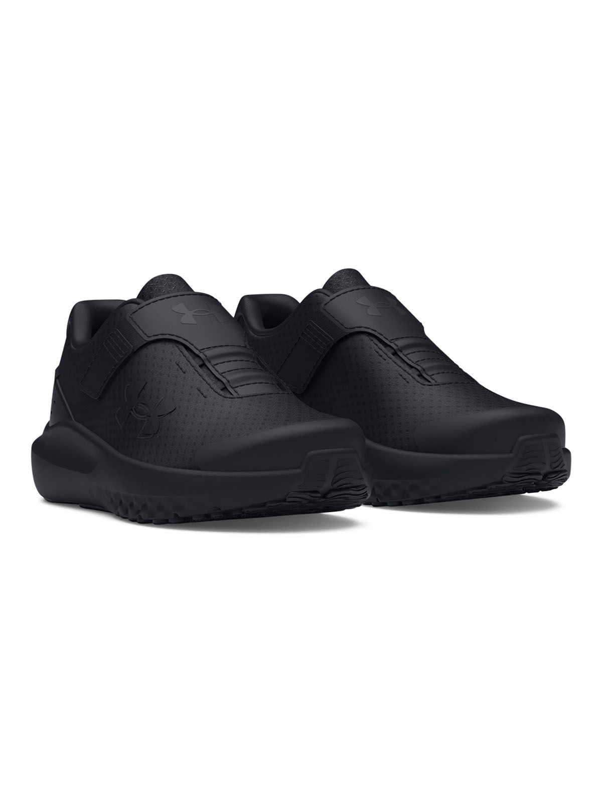 Zapatillas UA Surge 4 AC running negro para niños