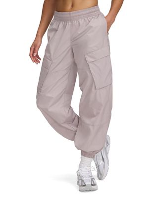 Pantalón UA Unstoppable Cargo gris para mujer