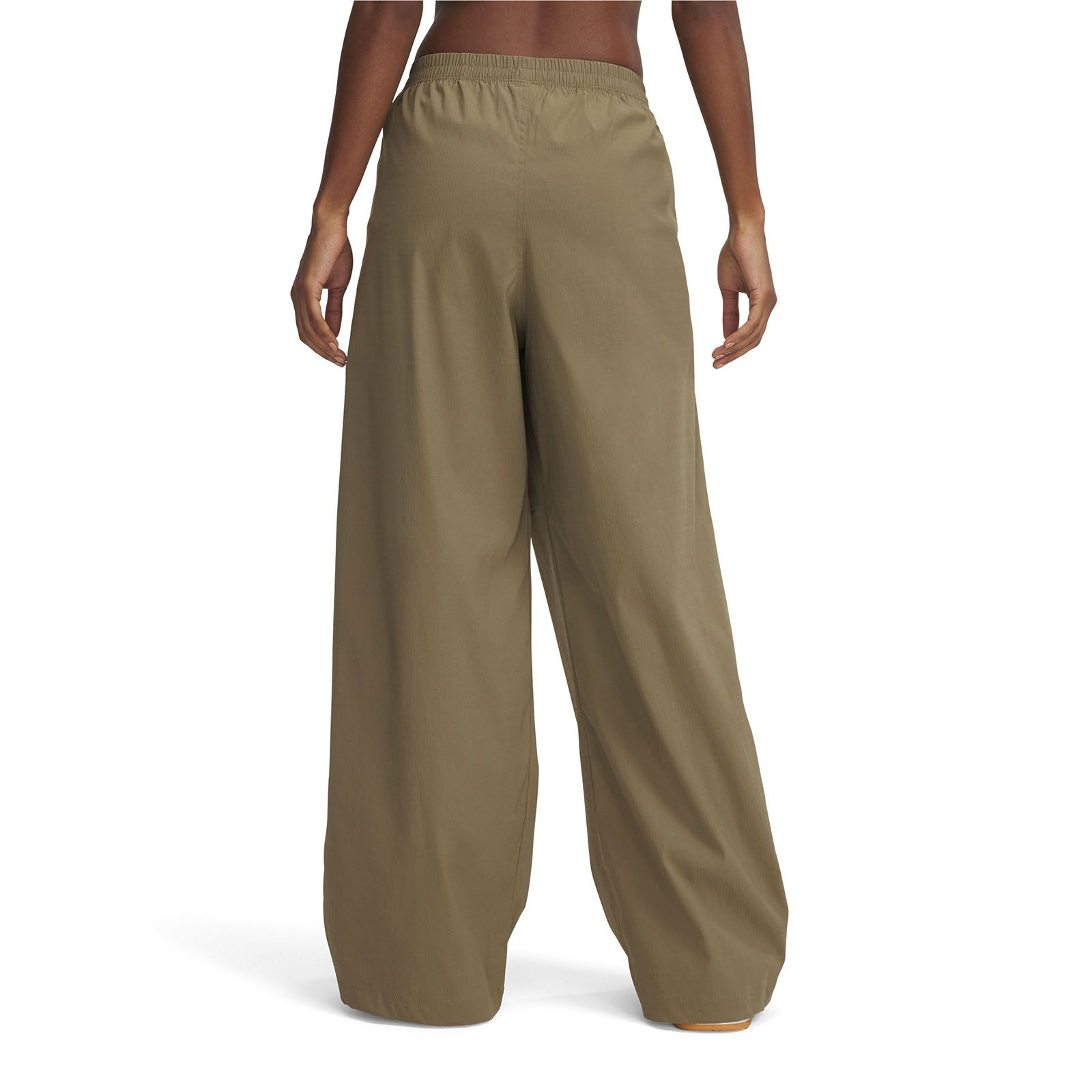 Pantalón UA Unstoppable Parachute café para mujer