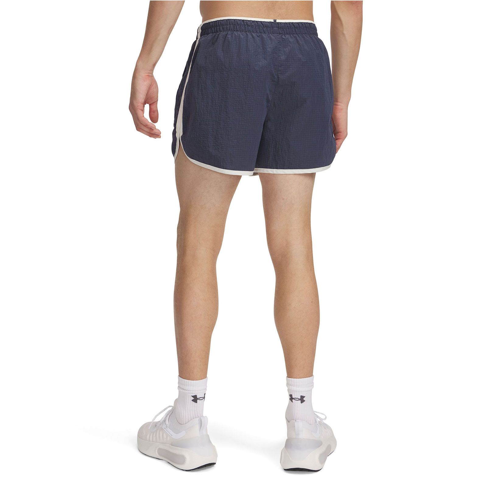 Shorts UA Run 96 gris para hombre