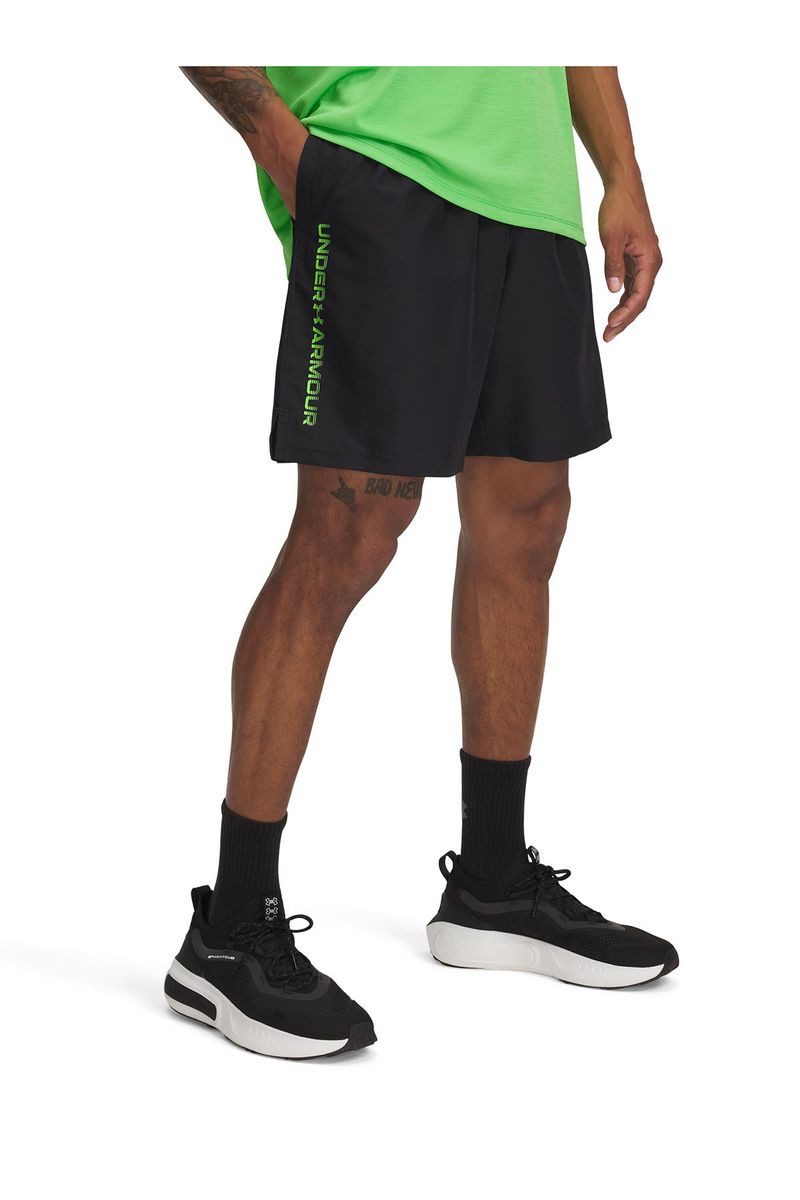 Shorts-UA-tech-woven-wordmark-negro-para-hombre
