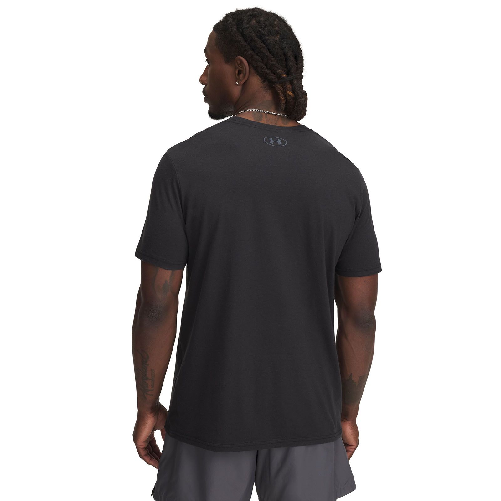 Polera manga corta Under Armour shaded logo negro para hombre