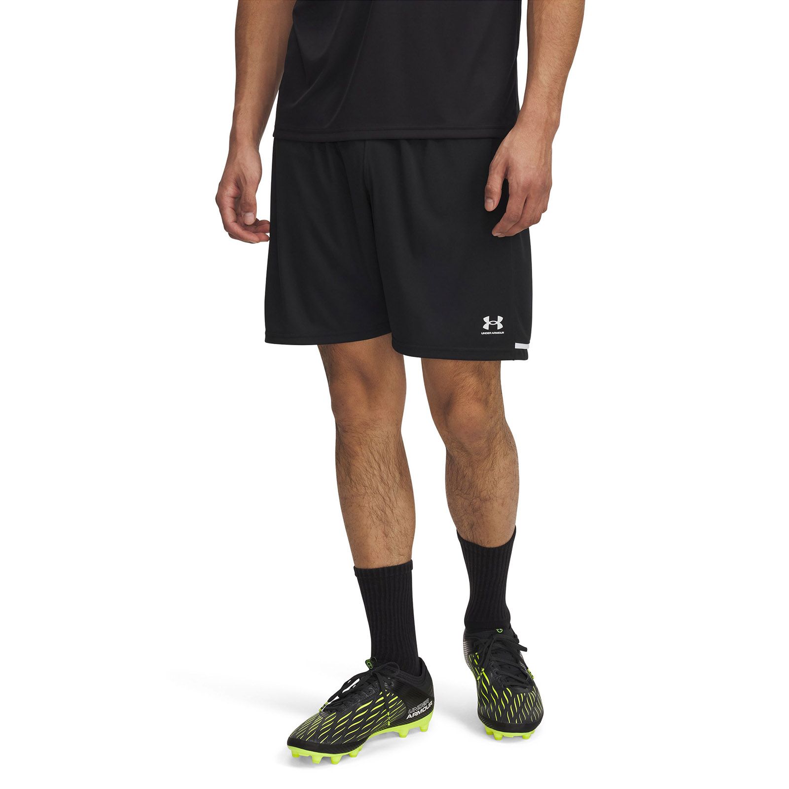 Shorts UA Challenger negro para hombre