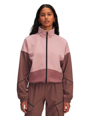 Chaqueta Lifestyle para mujer Unstoppable rosado Under Armour